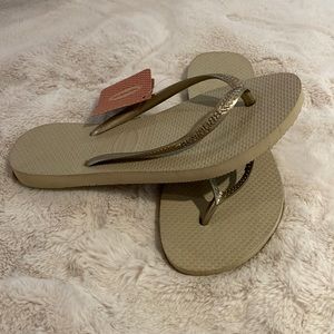 New Gold Havaianas Slim Flip Flops - Size 4/5